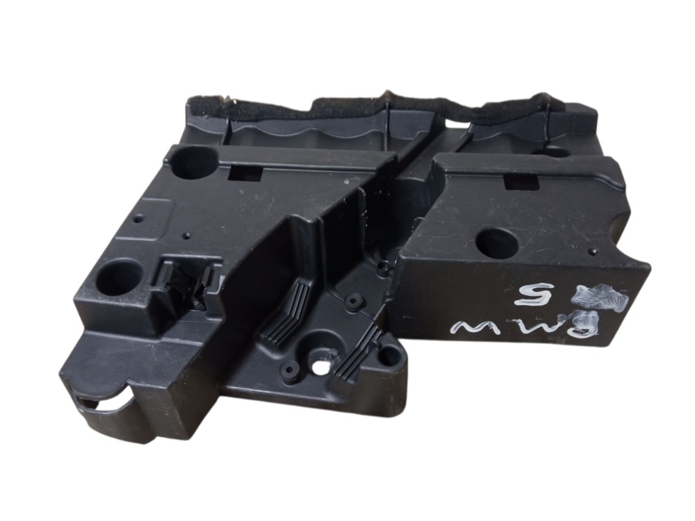 Suporte Plastico Esquerdo Porta Malas Bmw X5 2002 2006 3