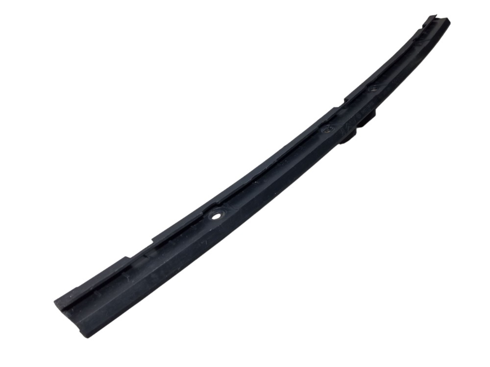 Suporte Guia Central Parachoque Traseiro Peugeot 207 2010 3