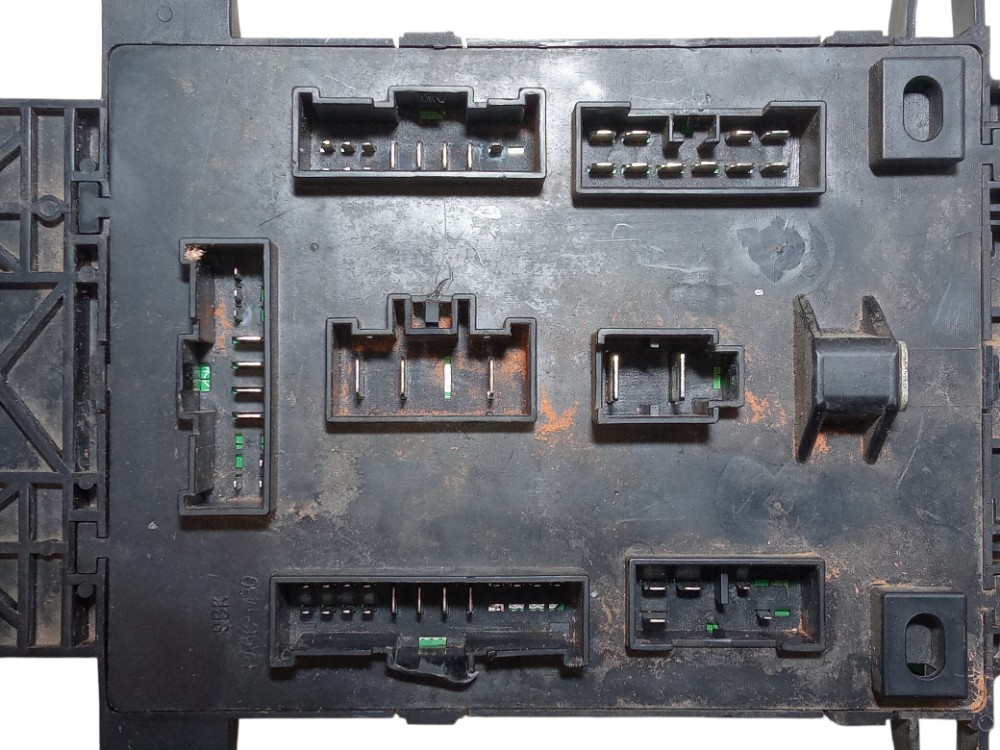 Modulo Caixa De Fusiveis Interna Chery Tiggo 2 2009 2012 2.0 6