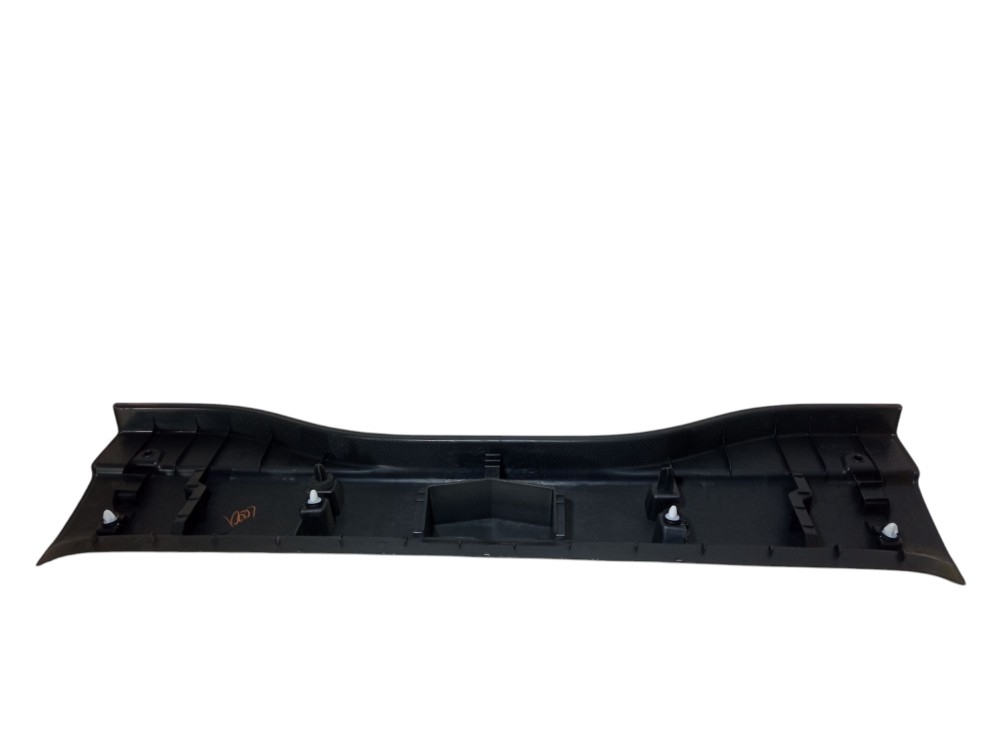 Acabamento Interno Soleira Porta Mala Peugeot 2008 2016 2020 Preto 6