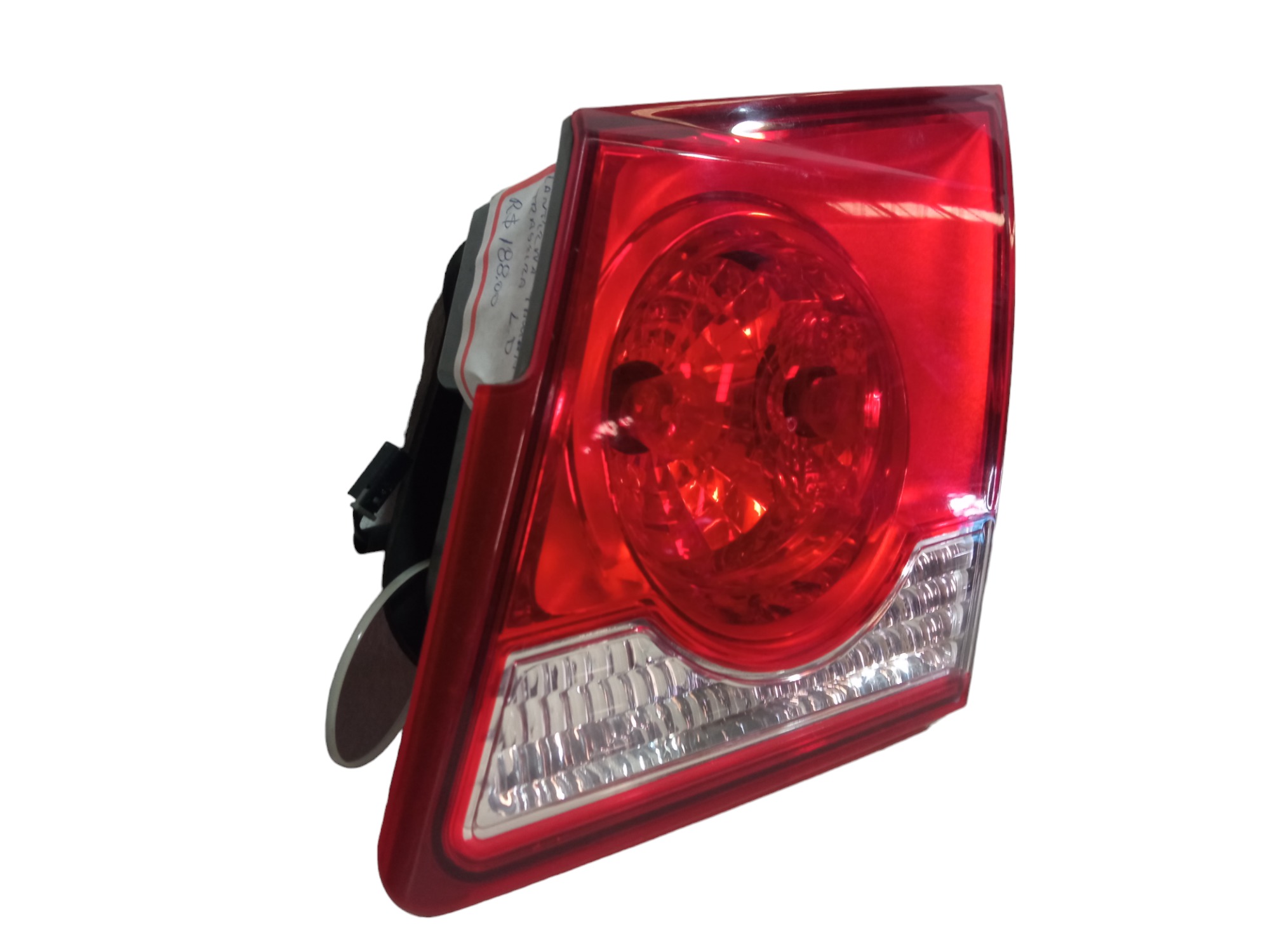 Lanterna Tampa Traseira Lado Direto Gm Cruze Sedan 2011 2015 Direito 2