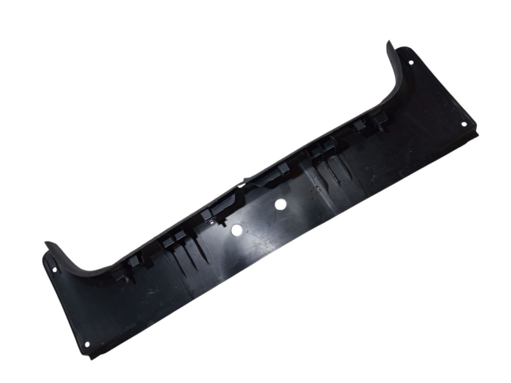 Moldura Acabamento Soleira Porta Malas Gm Omega 2008 3.6 V6 Preto 7