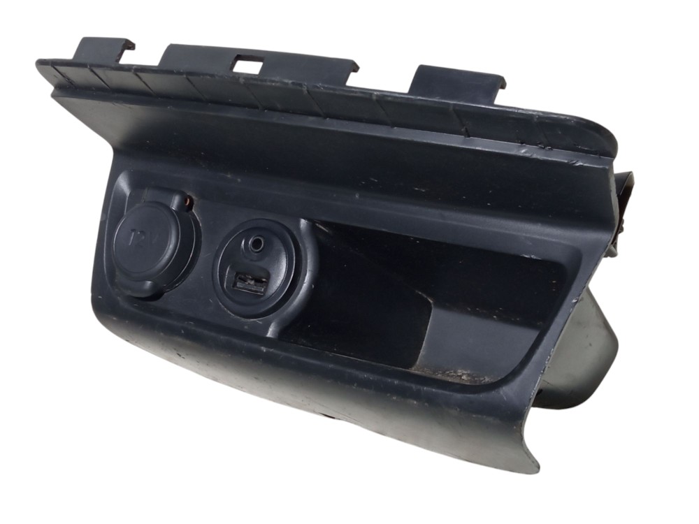 Moldura Painel Porta Objetos Entrada Usb Peugeot 208 2017 2