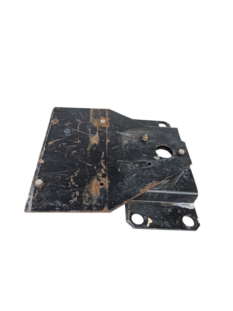 Placa Fixação Lanterna Ford Cargo 3