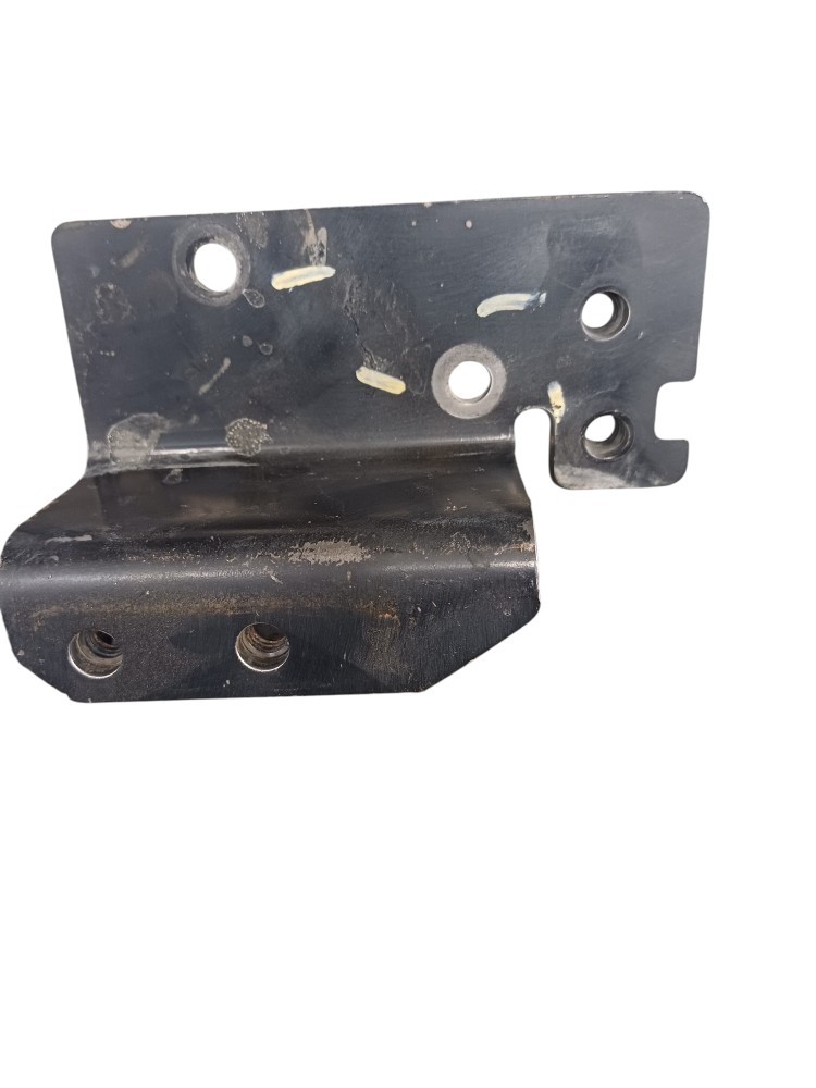 Suporte Farol Neblina Mb Axor 3