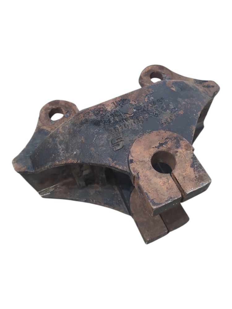 Suporte Mola Direita Parte Dianteira Vw 5