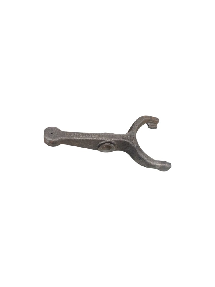 Garfo Embreagem Mb 710 9