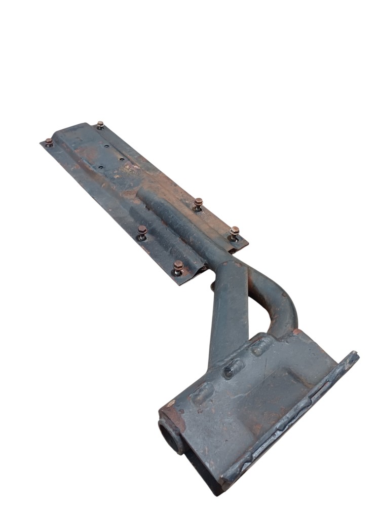 Suporte Paralama Direito Iveco Stralis 2