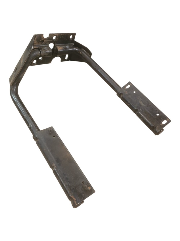 Suporte Paralama Volvo Vm Dianteiro Esquerdo 2
