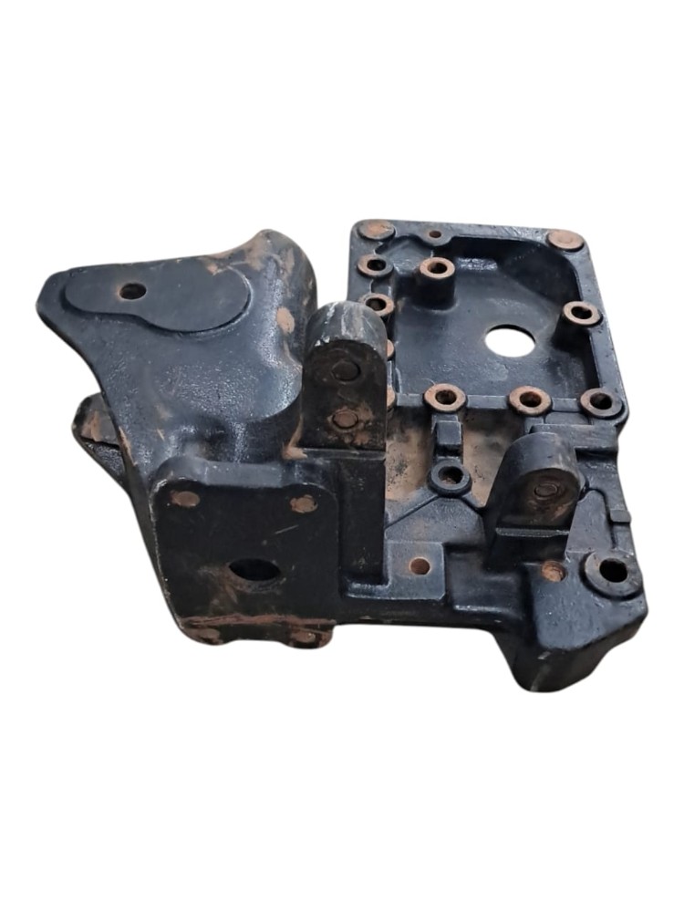 Suporte Travessa Suspensao  Mola Volvo VM