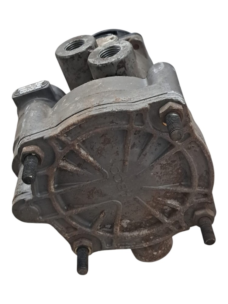 Valvula Distribuidora WABCO Scania FH FM VM 4