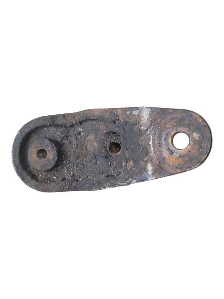 Suporte Mola Dianteira Vw Constellation 2005 2