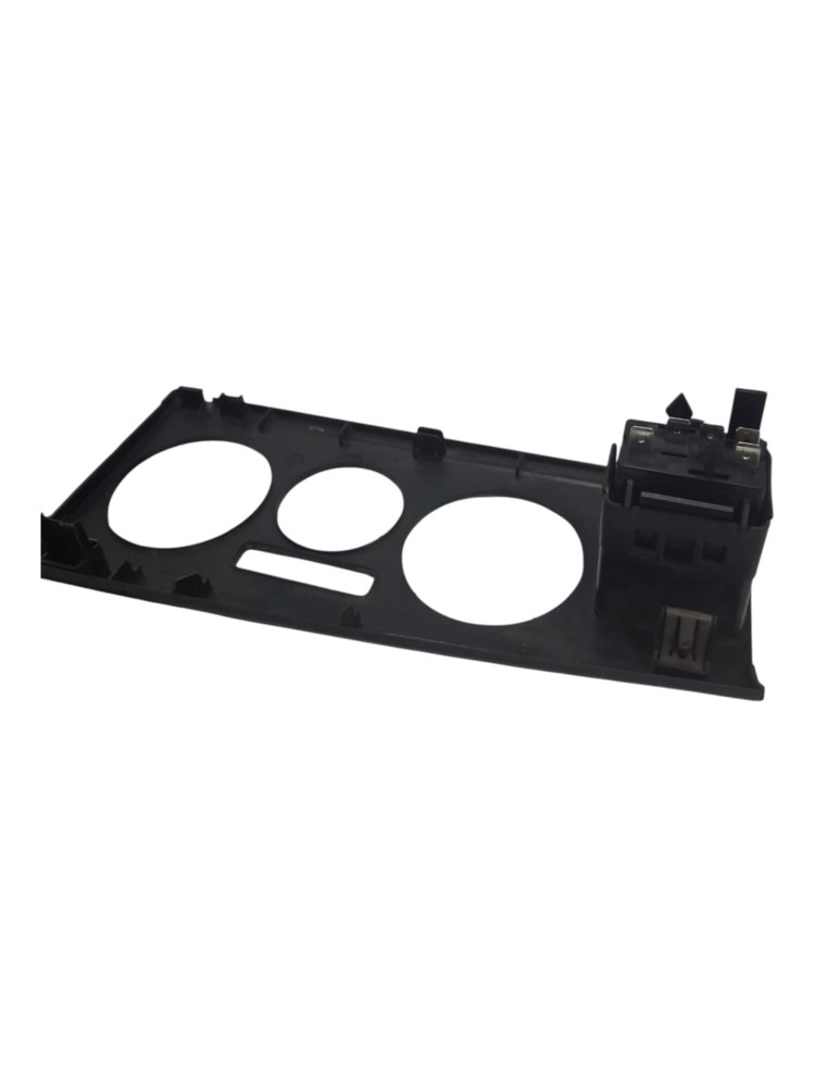 Acabamento Com Botao Alerta Vw Constellation