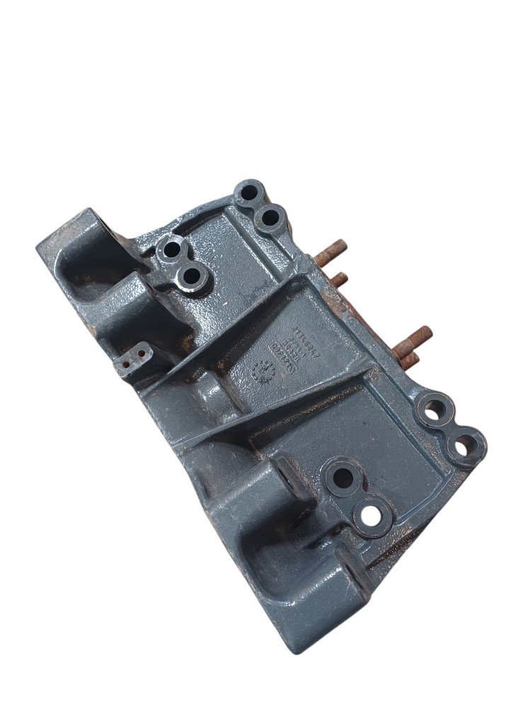 Suporte Tirante em V Volvo Fh4 Fm4 2