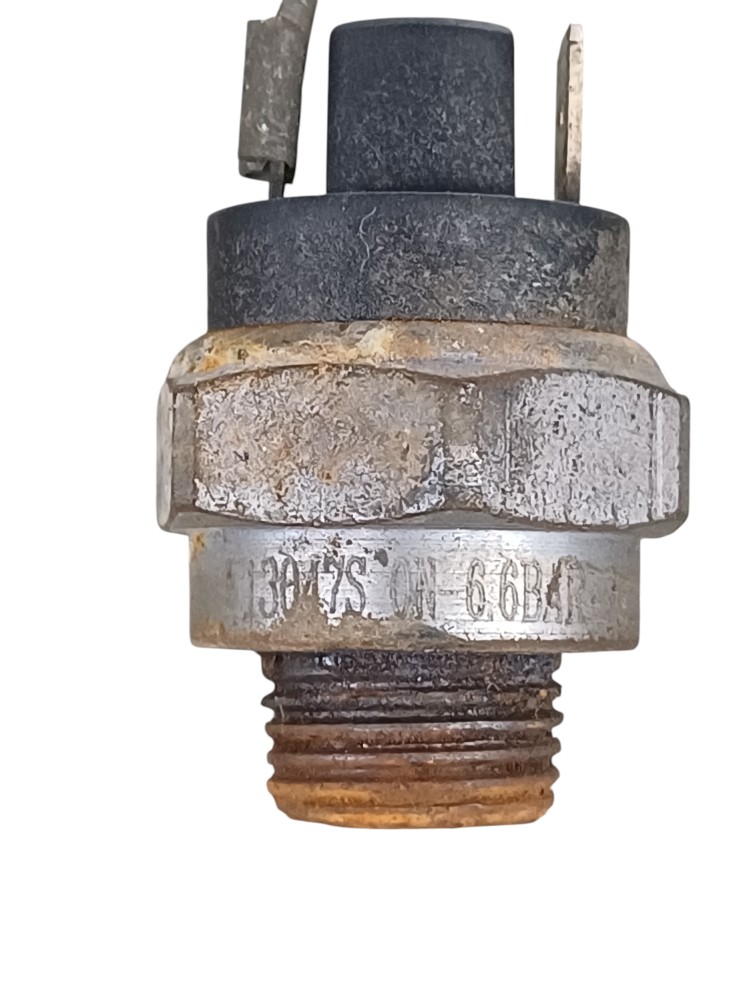 Interruptor Freio Mao Iveco Stralis 2011 2