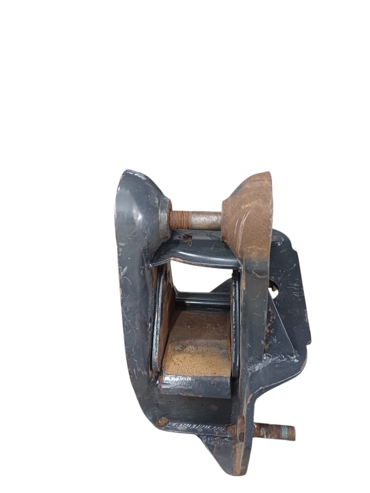 Suporte Balança Central  Suspensys Volvo 6