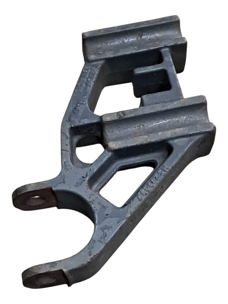 Suporte Inferior Amortecedor Dianteiro Volvo 1