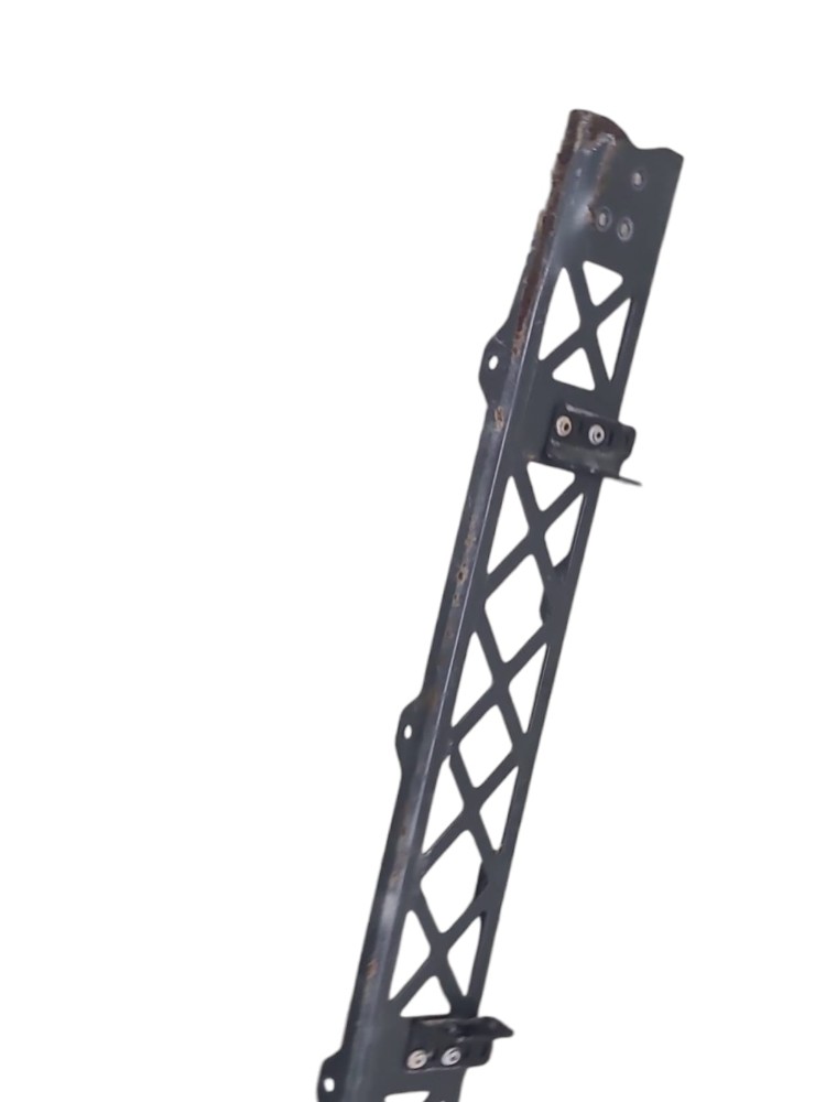 Travessa Fixacao Modulo Radiador Mb Actros 2528 2021 O18 6