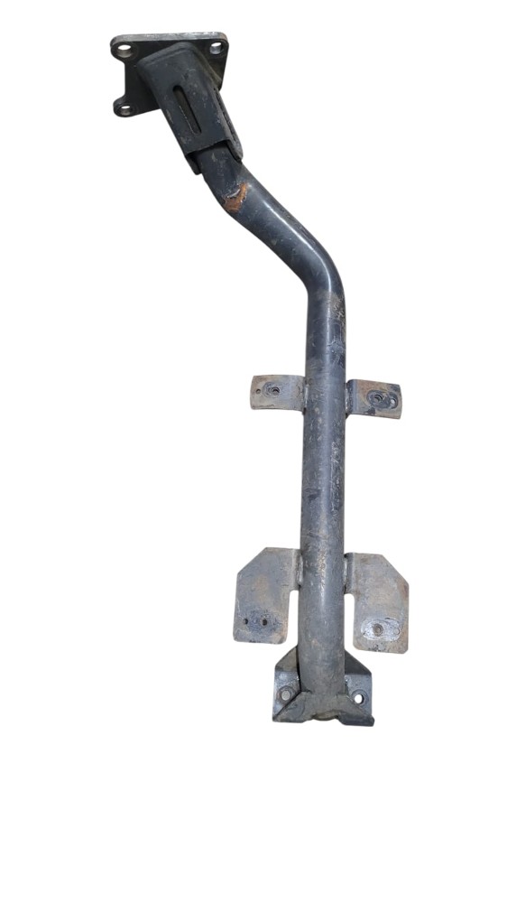 Suporte Paralama Cabine Mb Axor 5