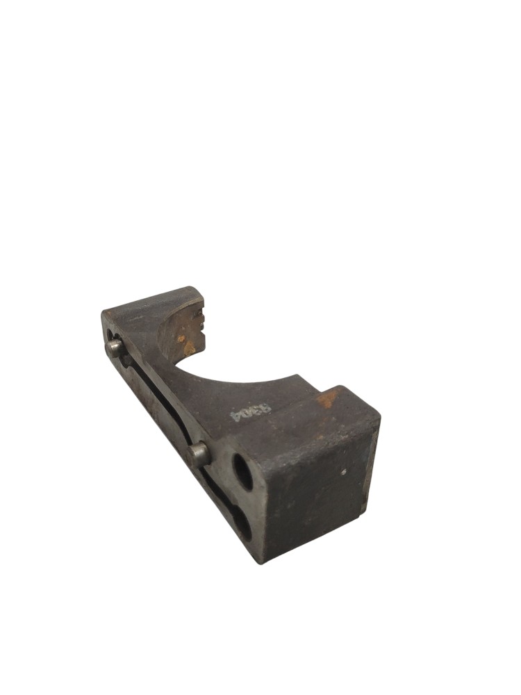 Suporte Mancal Comando Volvo 3