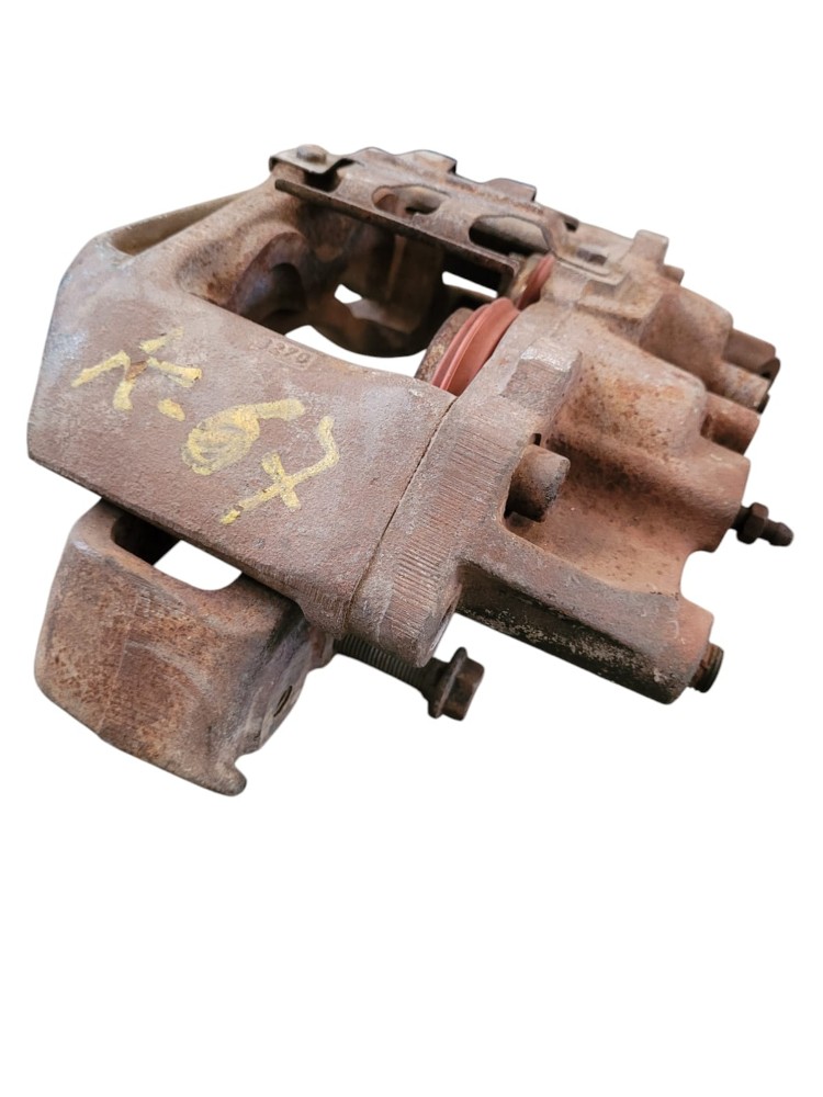 Pinça Freio Mb 710 Esquerdo 2