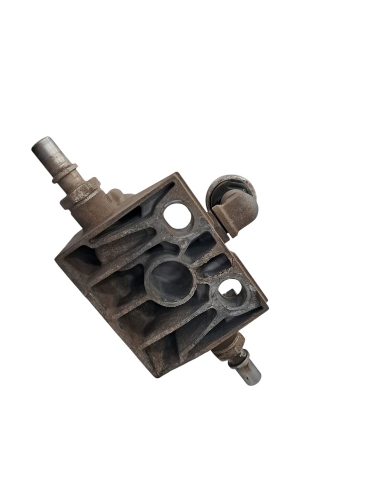 Suporte Filtro Combustivel Ford Cargo 815 3