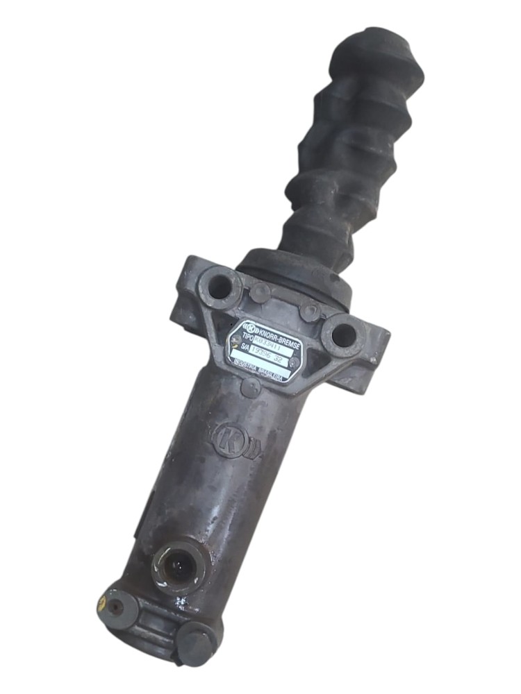 Cilindro Auxiliar Embreagem Vw Constellation 1