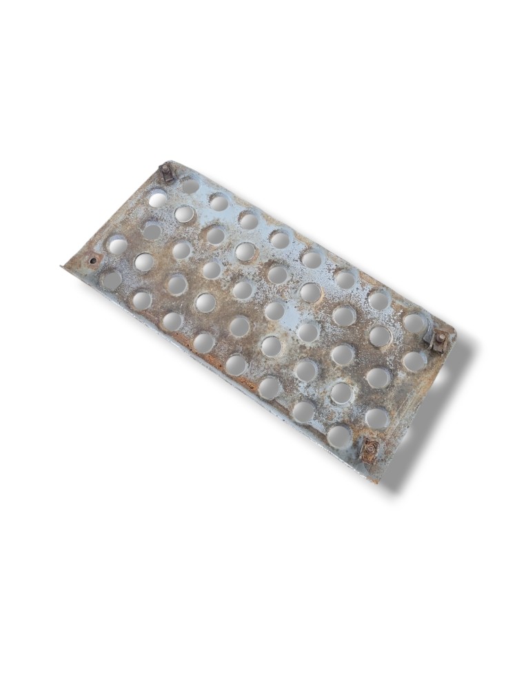 Chapa Pisante Estribo Mb Axor 5