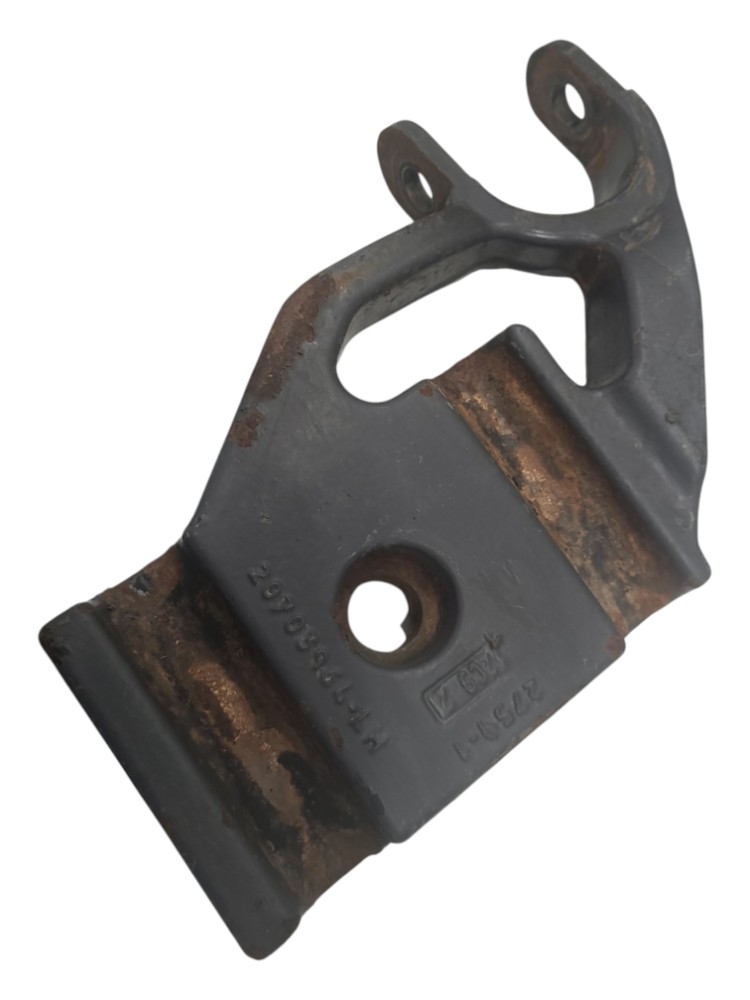 Suporte Mola Dianteiro Direito Volvo 3