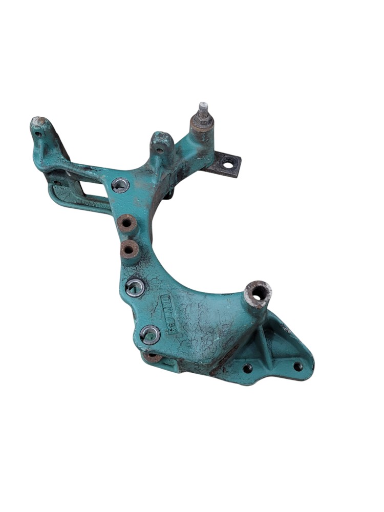 Suporte Alternador Volvo Fh 1