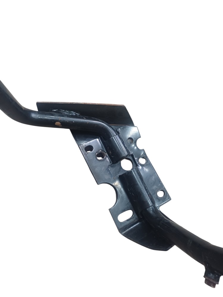 Suporte Paralama Volvo Vm Dianteiro Esquerdo 7