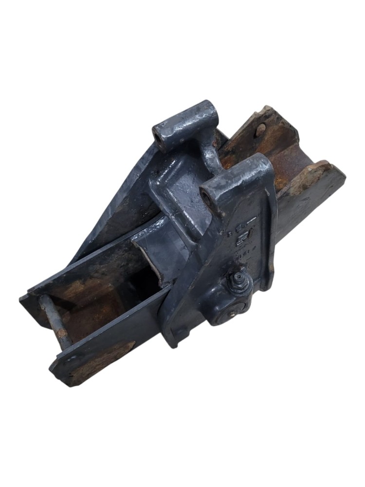 Suporte Balanca Central Suspensys Ford Cargo 5