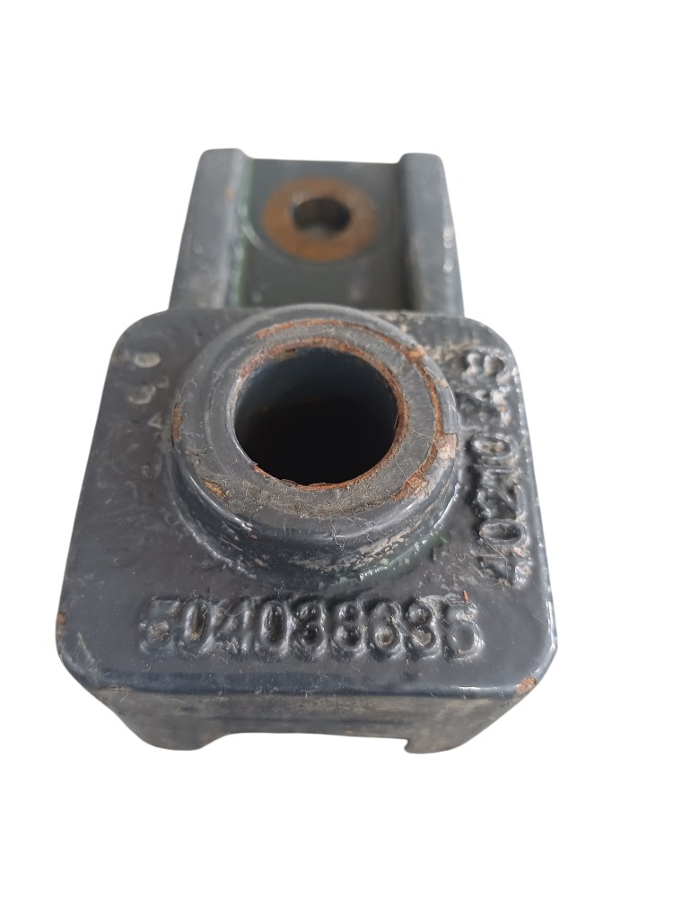 Suporte Lateral Chassi Iveco Stralis 7