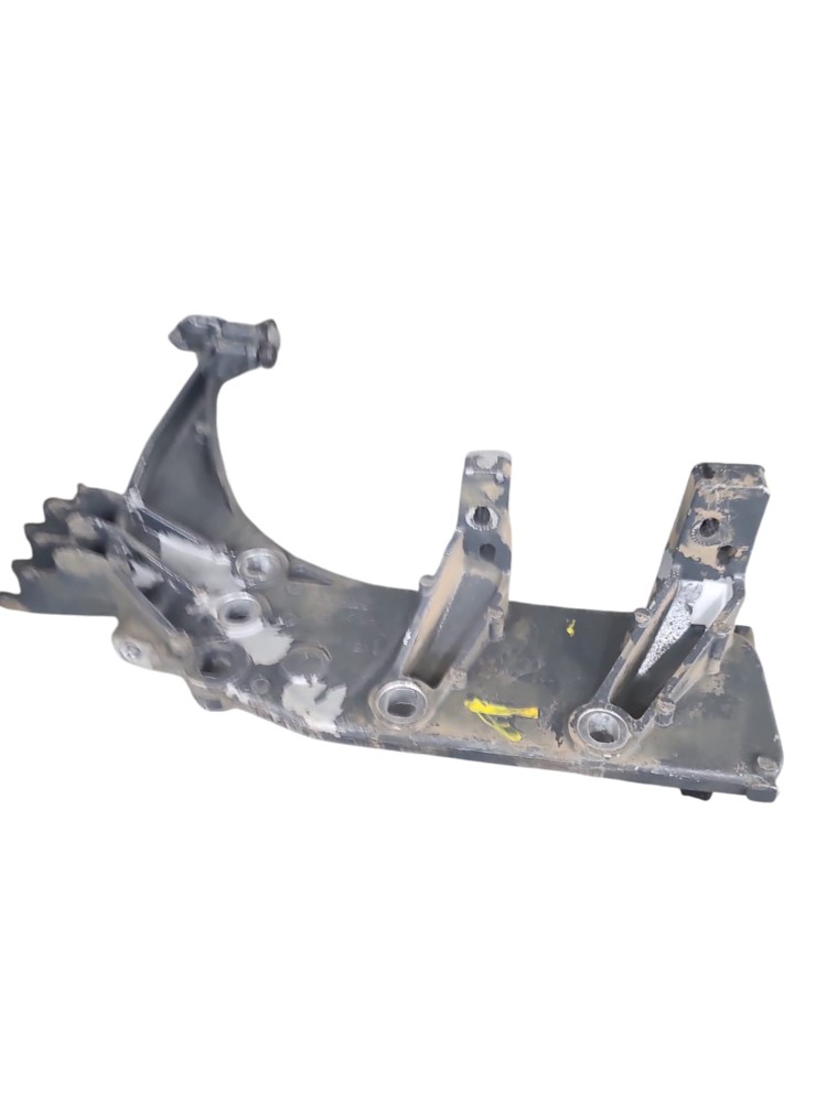 Suporte Estribo Inferior Daf Xf 530 2024 A157