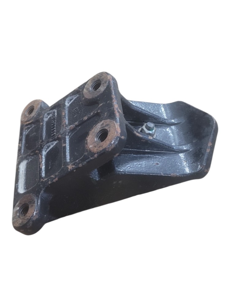 Suporte Coxim Suspensao MAN Direito 3