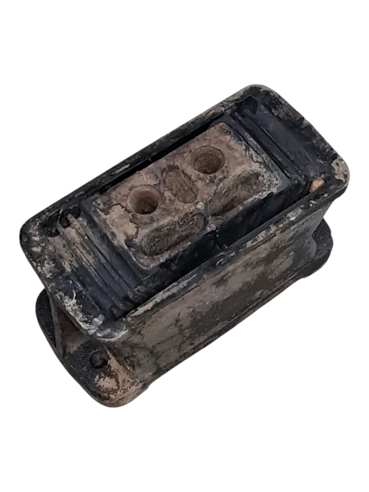 Coxim Traseiro Motor OM449 OM447 Mercedes-Benz 1