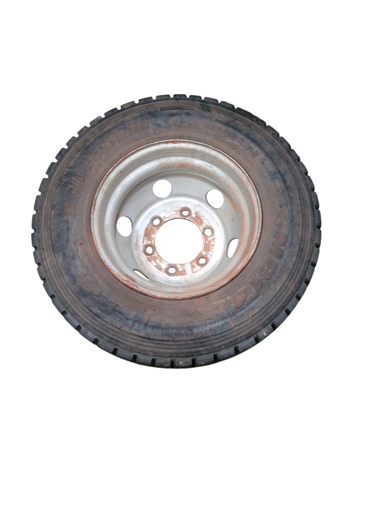 Roda C Pneu 17,5 Volkswagen 4