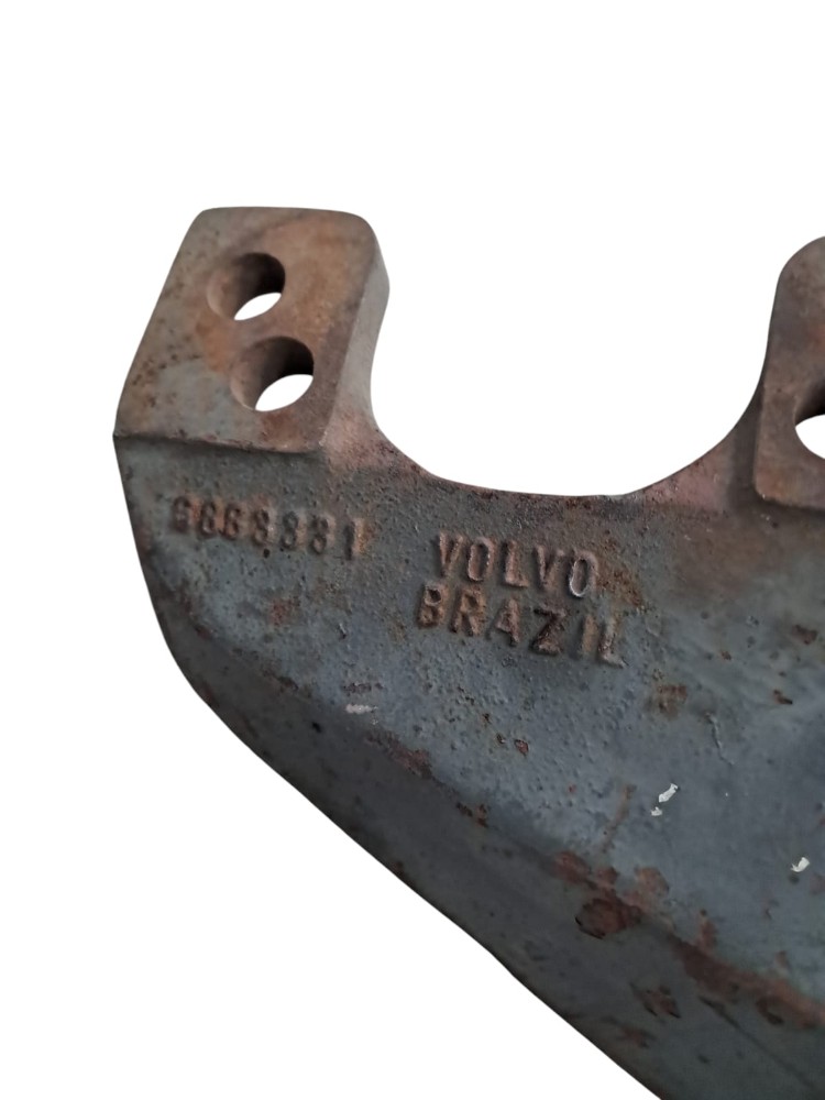 Suporte Eixo Cuica Volvo Esquerdo 5