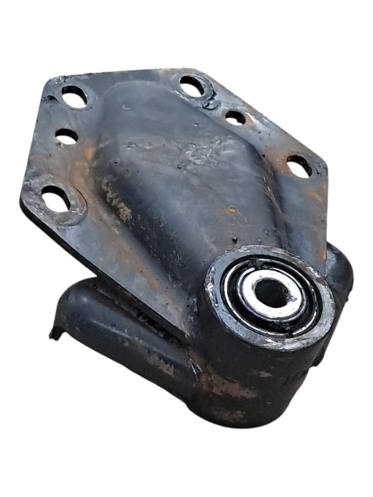 Suporte Feixe Mola Ford Cargo 2
