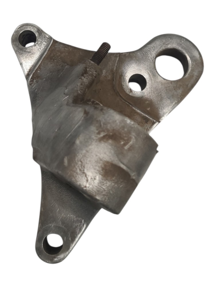 Suporte Direito Coxim Motor Volvo Fh 2