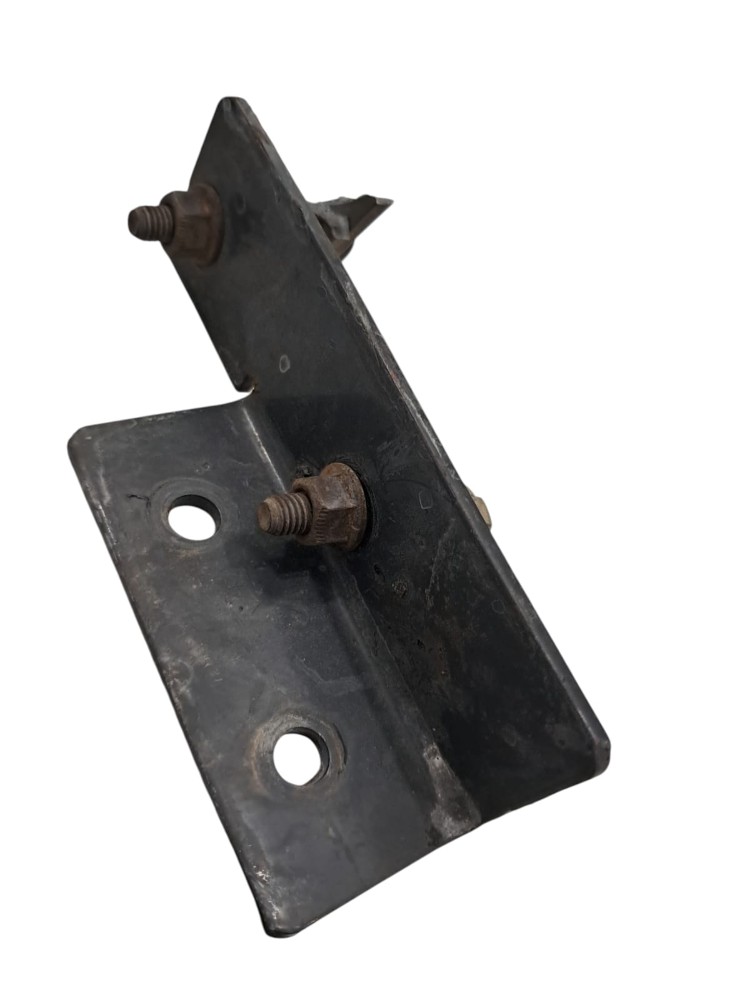 Suporte Valvula Controle Freio Roda 3