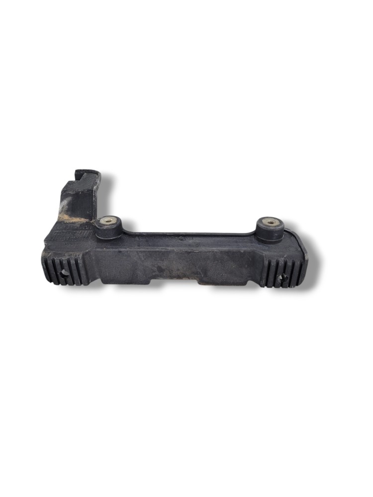 Suporte Farol Iveco Stralis 4