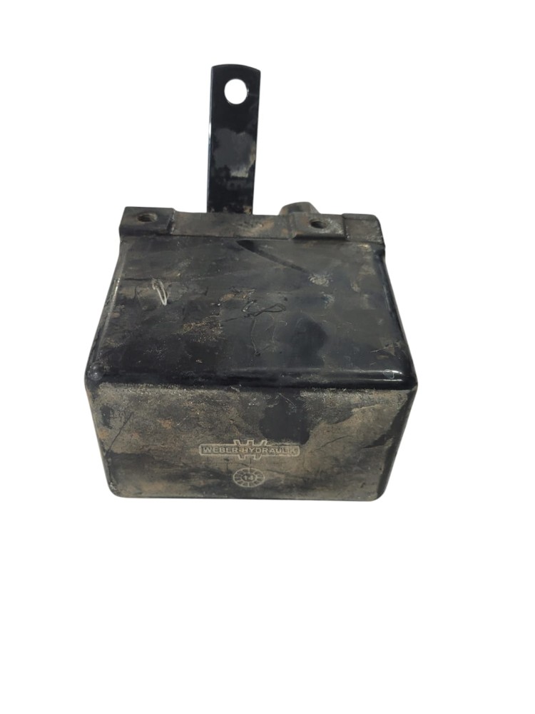 Macaquinho Cabine Man Tgx 5