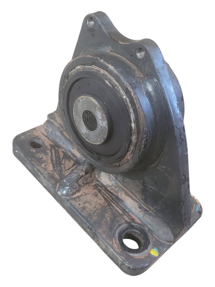 Suporte Traseiro Cabine Barra Torcao Iveco Stralis 2