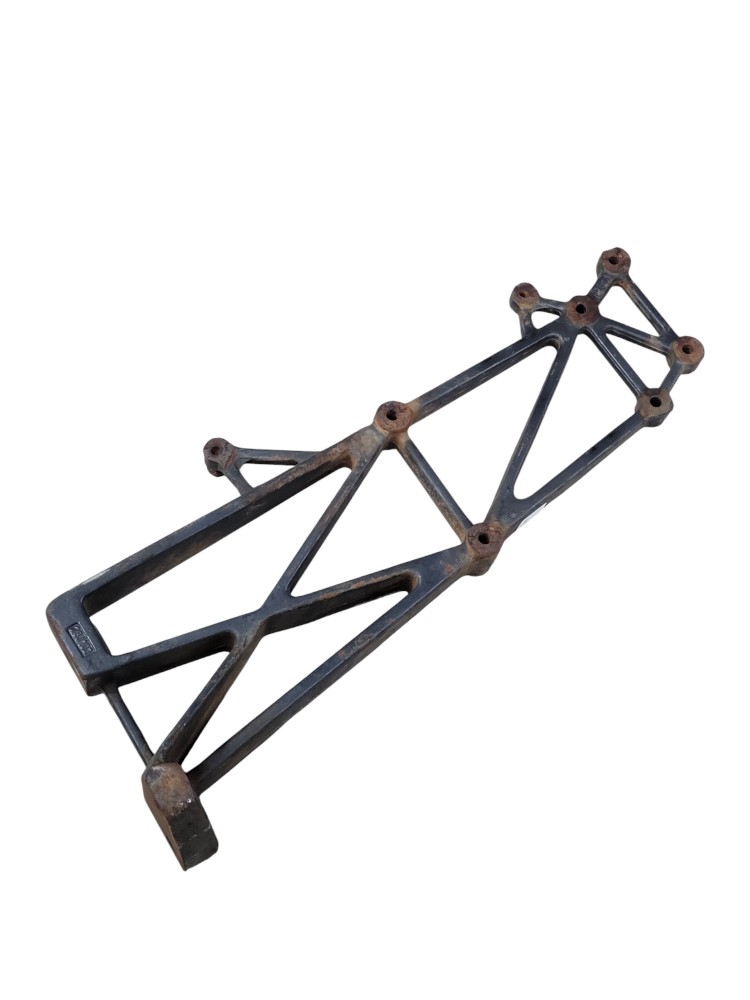 Suporte Fixacao Catalisador Scania 124 Esquerdo 5