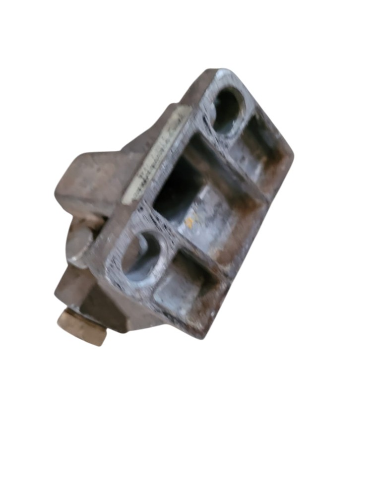 Suporte Caixa Ar Ford Cargo 4