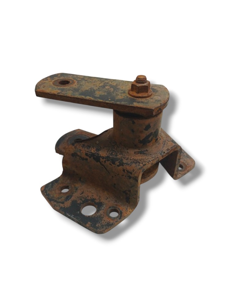 Suporte Mola Traseira Mb 5