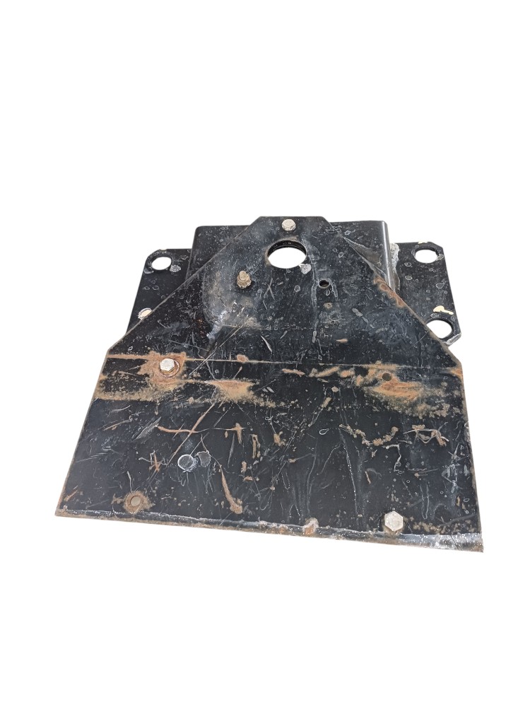 Placa Fixação Lanterna Ford Cargo 1