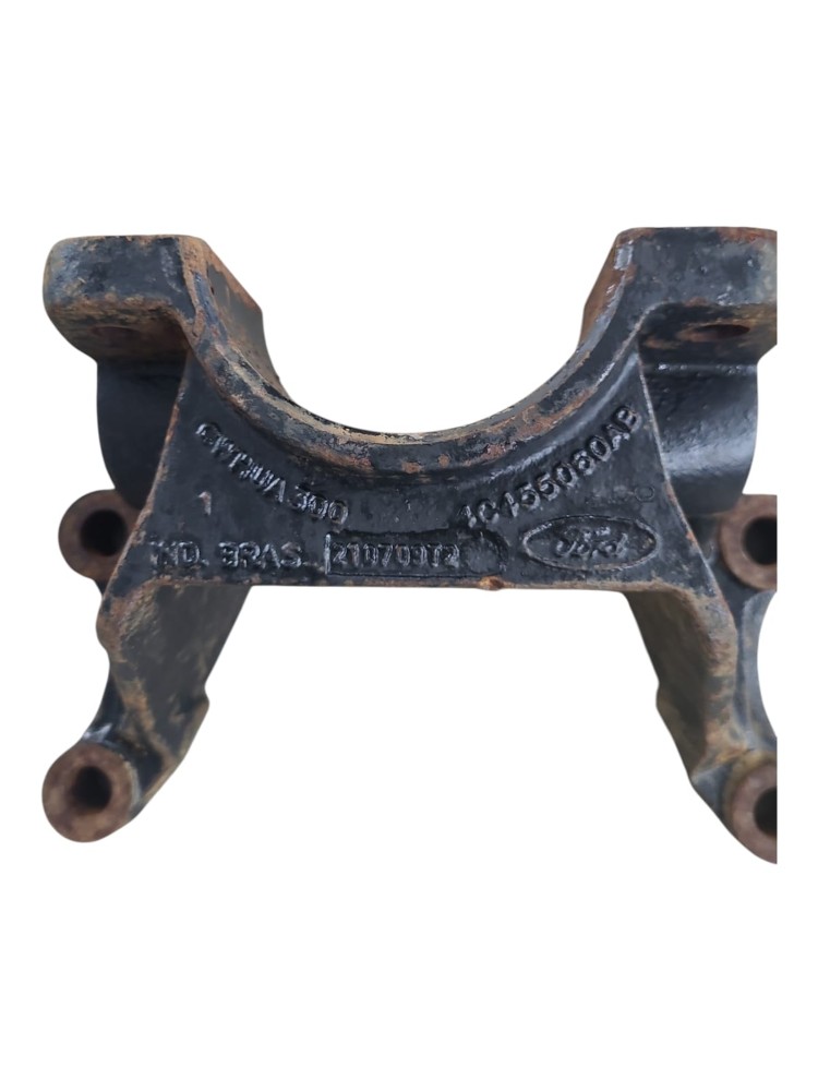 Suporte Coxim Traseiro Ford Cargo 4
