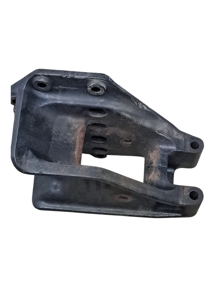 Suporte Dianteiro L.Esquerdo Mola Truck SUSPENSYS MAN TGX 6